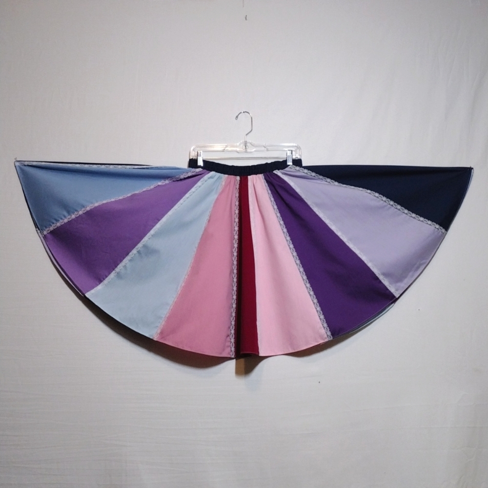 Vintage Partners Please Multicolored Circle Skirt with Lace Accents Size M